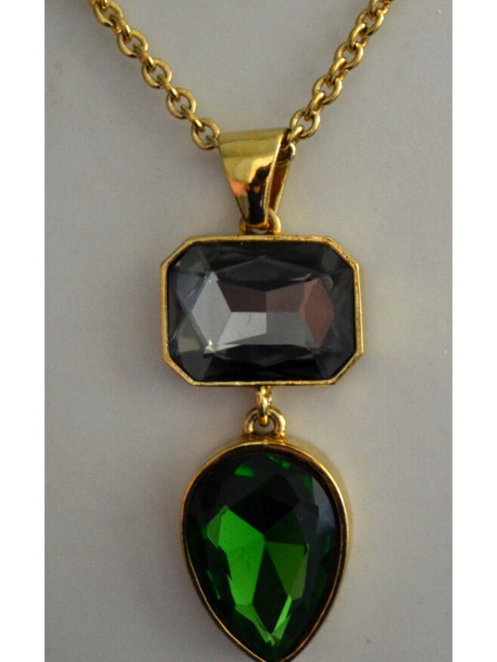 DON CASTER DONCASTER 26 in. Gold Tone Necklace Pendant DROP Green/Purple Glass